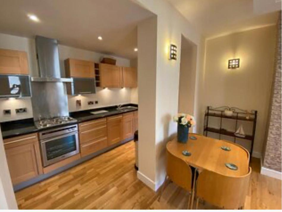 Easby Breakaways - **Modern Apartment 5 Mins From South Bay, Scarborough** Bagian luar foto