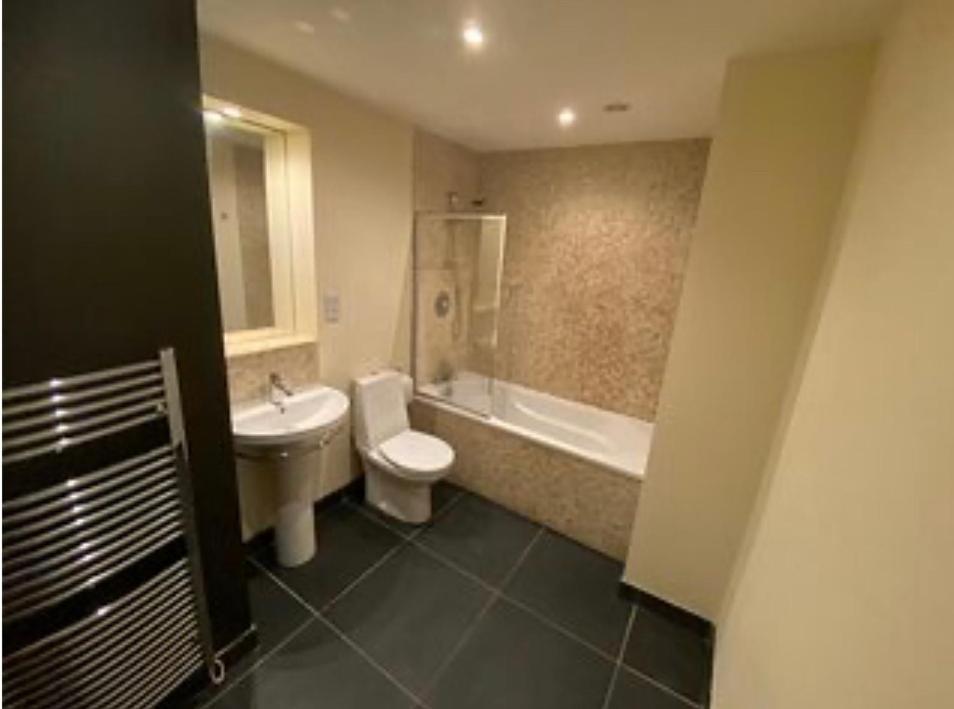 Easby Breakaways - **Modern Apartment 5 Mins From South Bay, Scarborough** Bagian luar foto