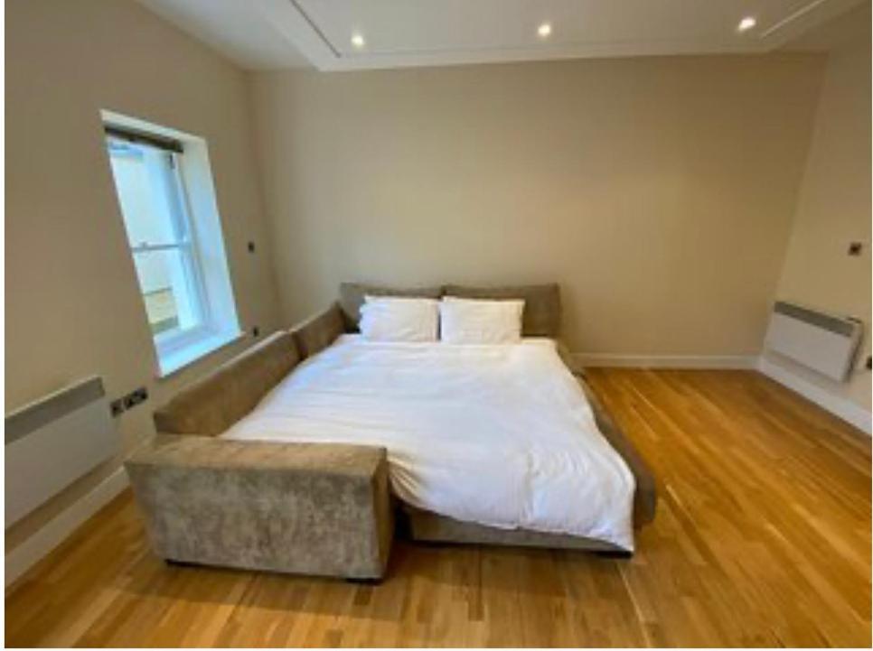 Easby Breakaways - **Modern Apartment 5 Mins From South Bay, Scarborough** Bagian luar foto